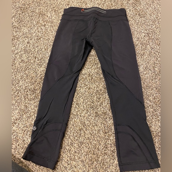 Lululemon crop leggings - Picture 3 of 6